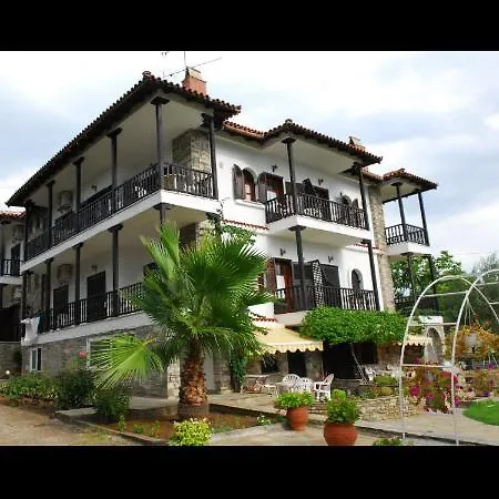 Elia Beach * 니키티